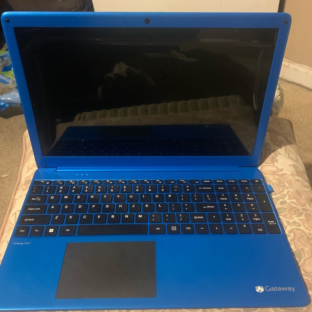 Gateway Laptop brand new just got it on the 17th of January